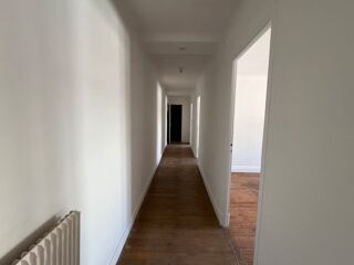  Appartement à louer 4 pièces 86 m²