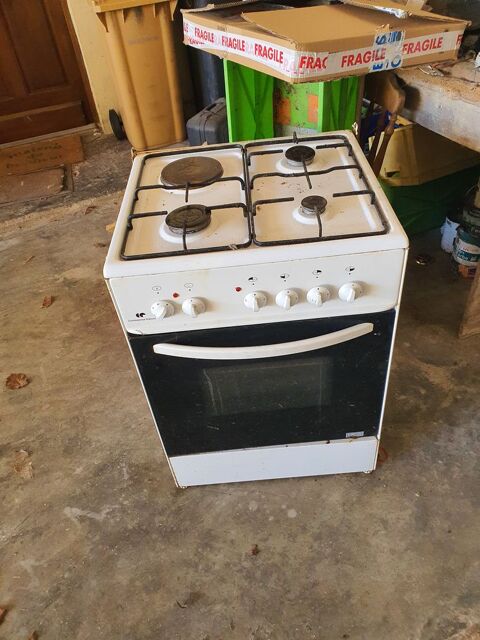 cuisinire 80 Saint-Christoly-de-Blaye (33)