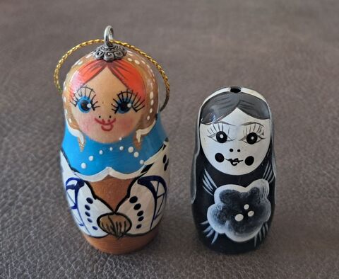 lot de 2 figurines petites matriochka poupée russe en bois  Mauguio-Carnon-Plage (34)