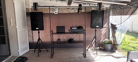 SONO 2 x 300 W ou 2 X 150 W avec jeux de lumi&egrave;re. 0 26400 Aouste-sur-sye