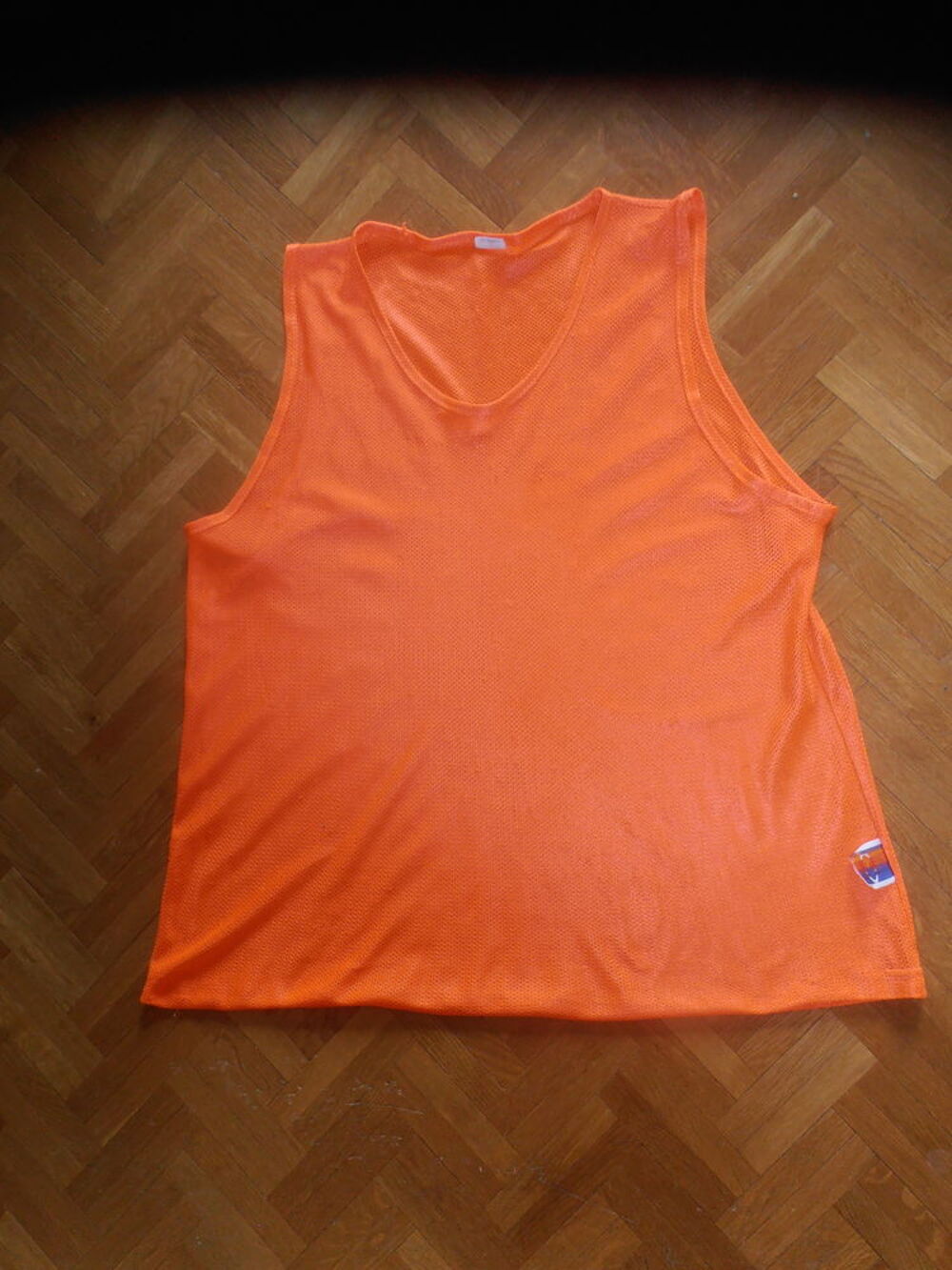 D&eacute;bardeur sport orange (51) Sports