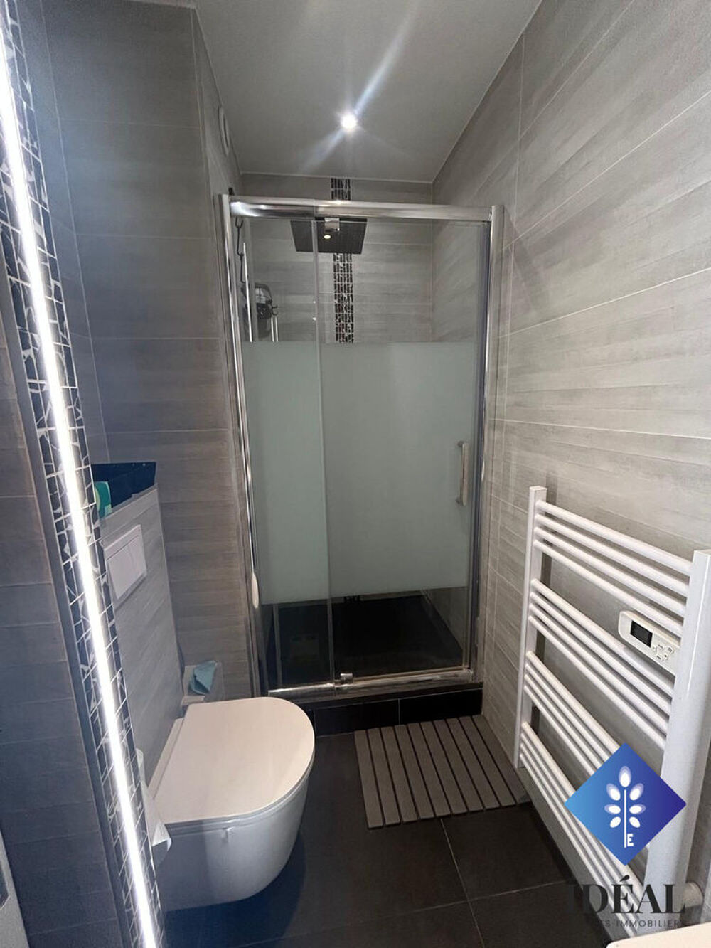 Location Appartement appartement meublé 4 pièces 94 m² Paris 14