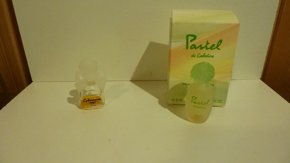 MINIATURE DE PARFUM GRES 