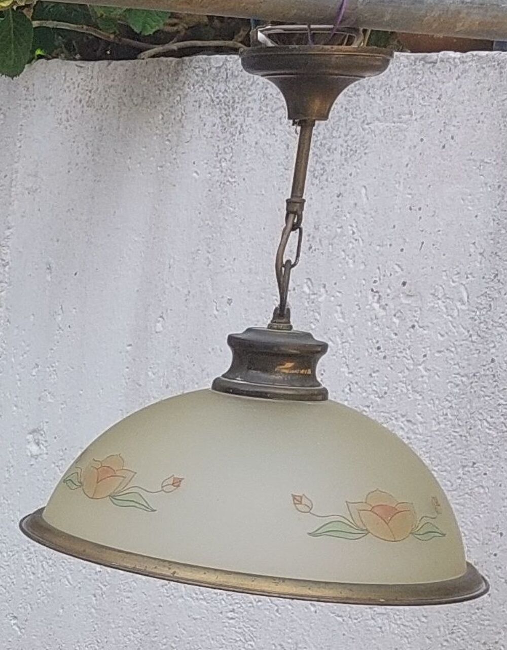 Lot de trois suspensions en laiton Décoration