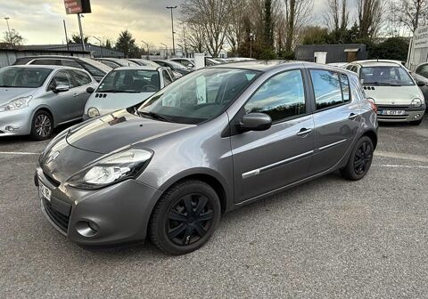 Renault clio iii 1.5 dci 90 succ&egrave;s