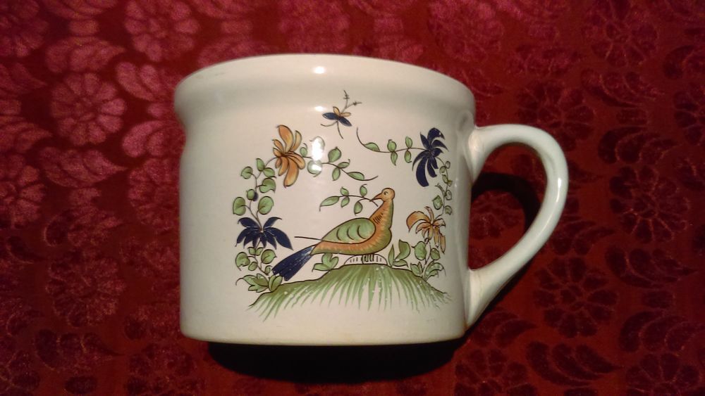 Pot en fa&iuml;ence nature et oiseau Décoration
