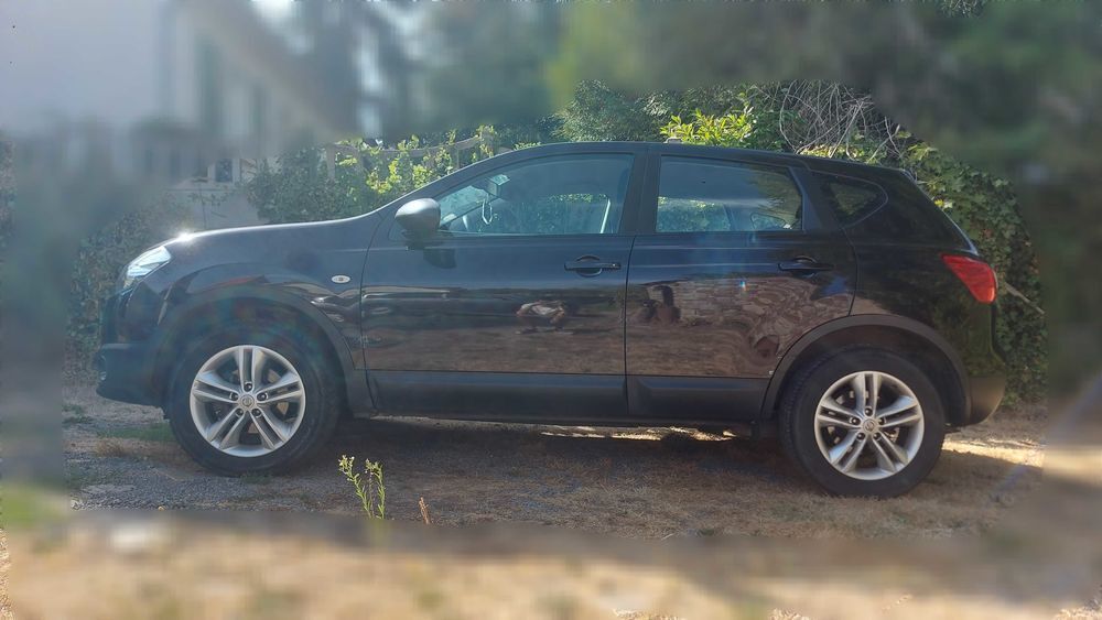 Qashqai 1.5 dCi 106 Pure Drive 129g Acenta 2011 occasion 89340 Villeneuve-la-Guyard