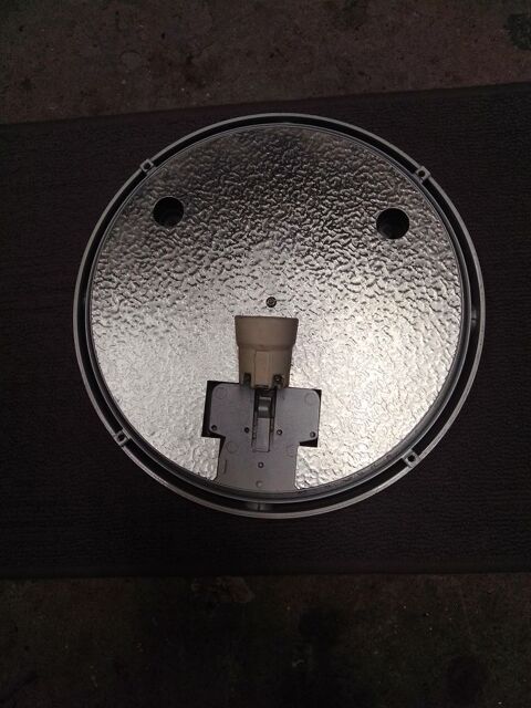 HUBLOT  ANTIVANDALISME EN  ALUMINIUM
30 Roquecourbe (81)