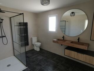  Maison à louer 4 pièces 130 m²