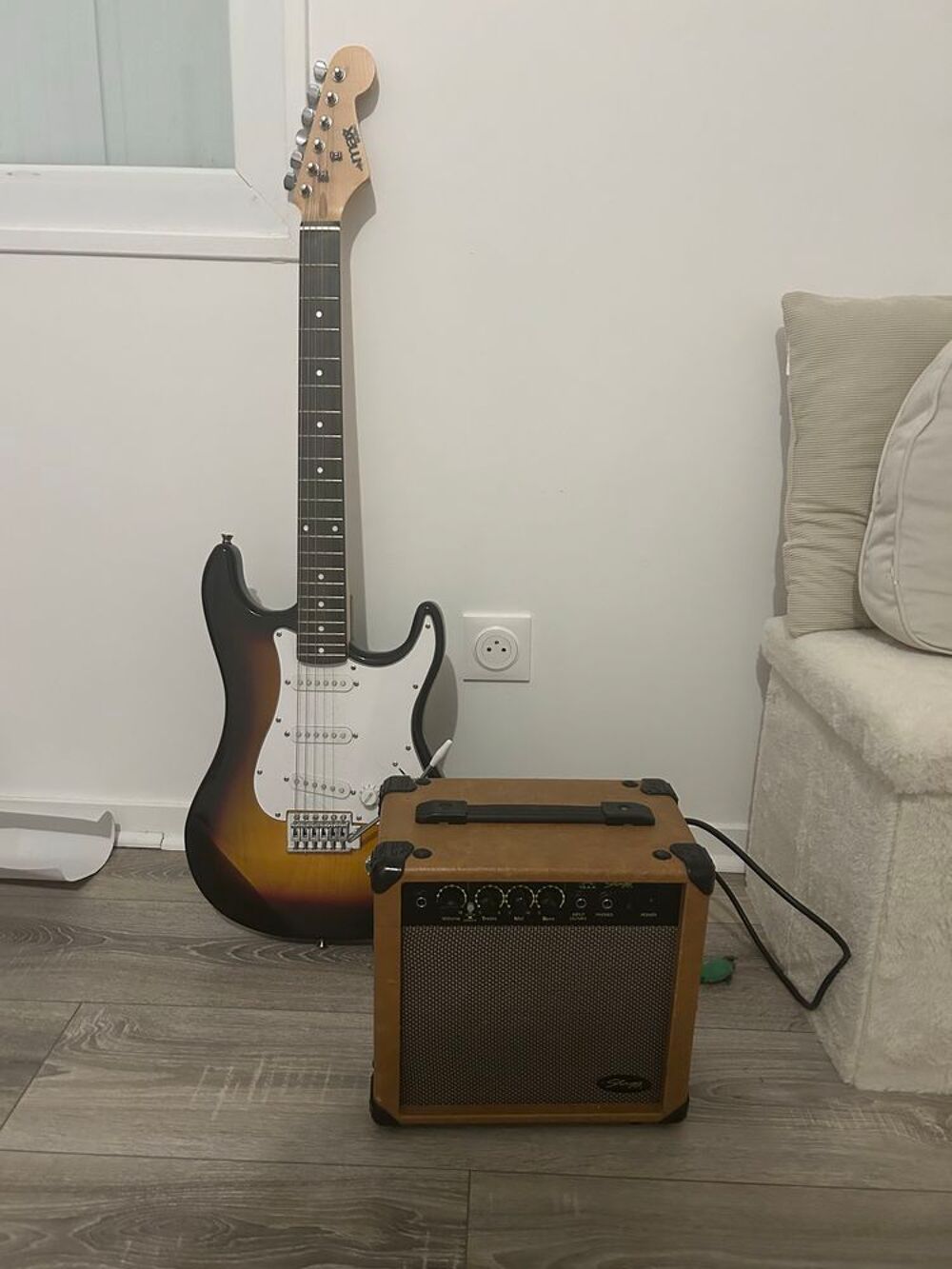 guitare &eacute;lectrique ou &eacute;changer !! Instruments de musique