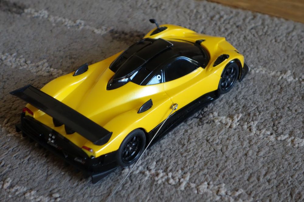 VOITURE TELECOMMANDEE Jeux / jouets