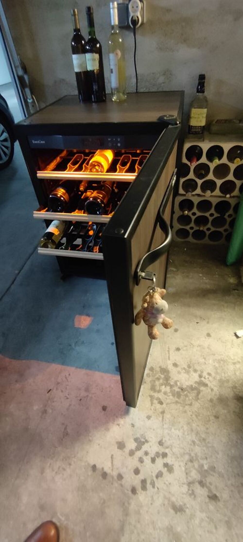 CAVE A VIN : EUROCAVE Electroménager