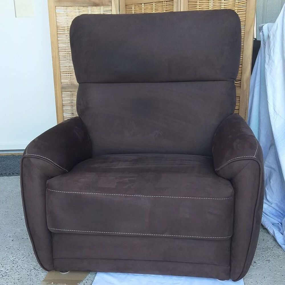 Fauteuil tr&egrave;s confortable Bon &Eacute;tat - 40 E. Meubles