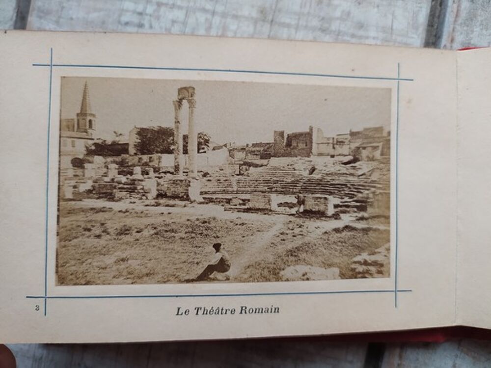 ARLES Album 12 Photographies Albumin&eacute;es XIX&egrave;me Arl&eacute;siennes 