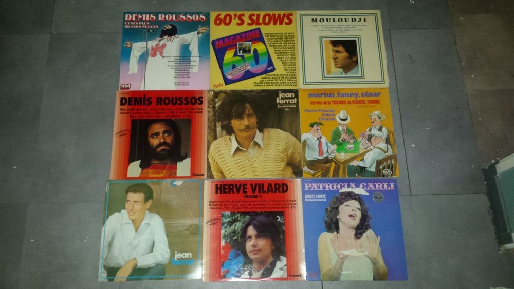 LOT DE 81 DISQUES VINYLES 33T CD et vinyles