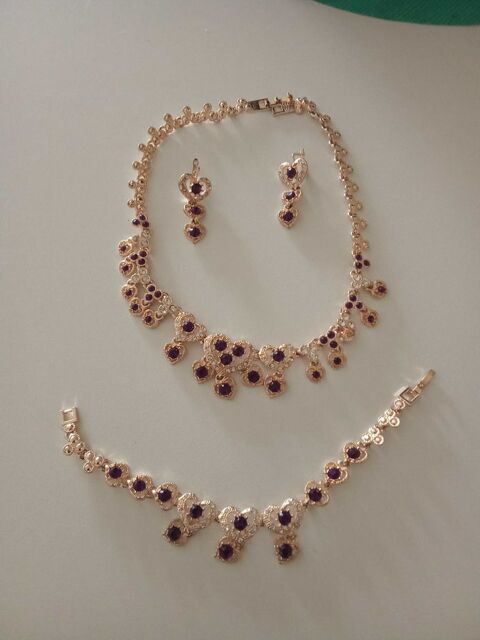 parure bijoux fantaisie femme 15 Marseille 10 (13)