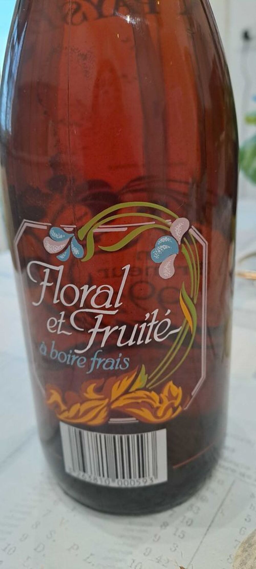bouteille d&eacute;cor&eacute;e 