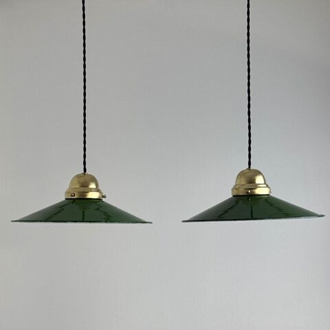 PAIRE D'ANCIENNES SUSPENSIONS D'ATELIER EMAILLEES 150 Montreuil (93)
