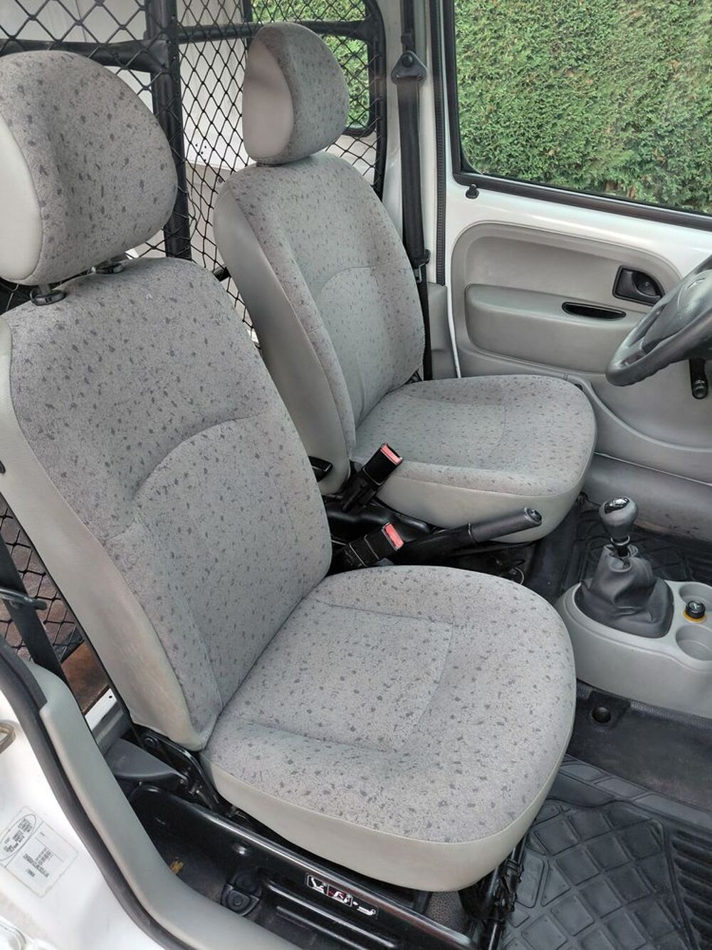 Kangoo Express KANGOO EXPRESS 1.5 dCi - 70 CONFORT 2004 occasion 17150 Mirambeau