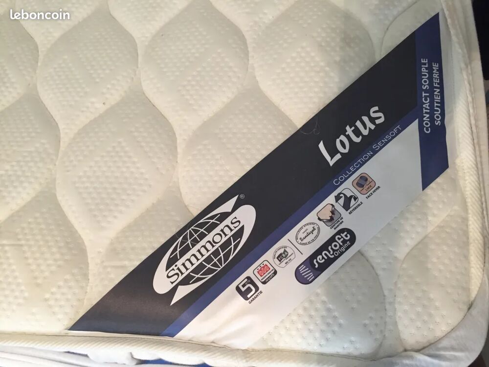 Lit de luxe + matelas de luxe Meubles
