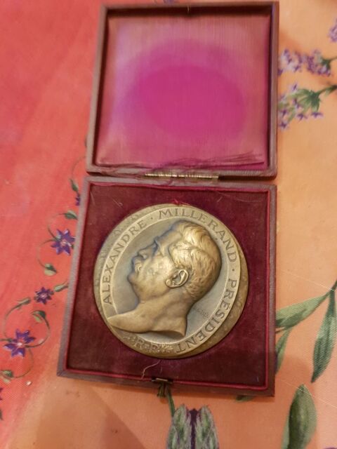 mdailles de bronze 100 Paris 13 (75)