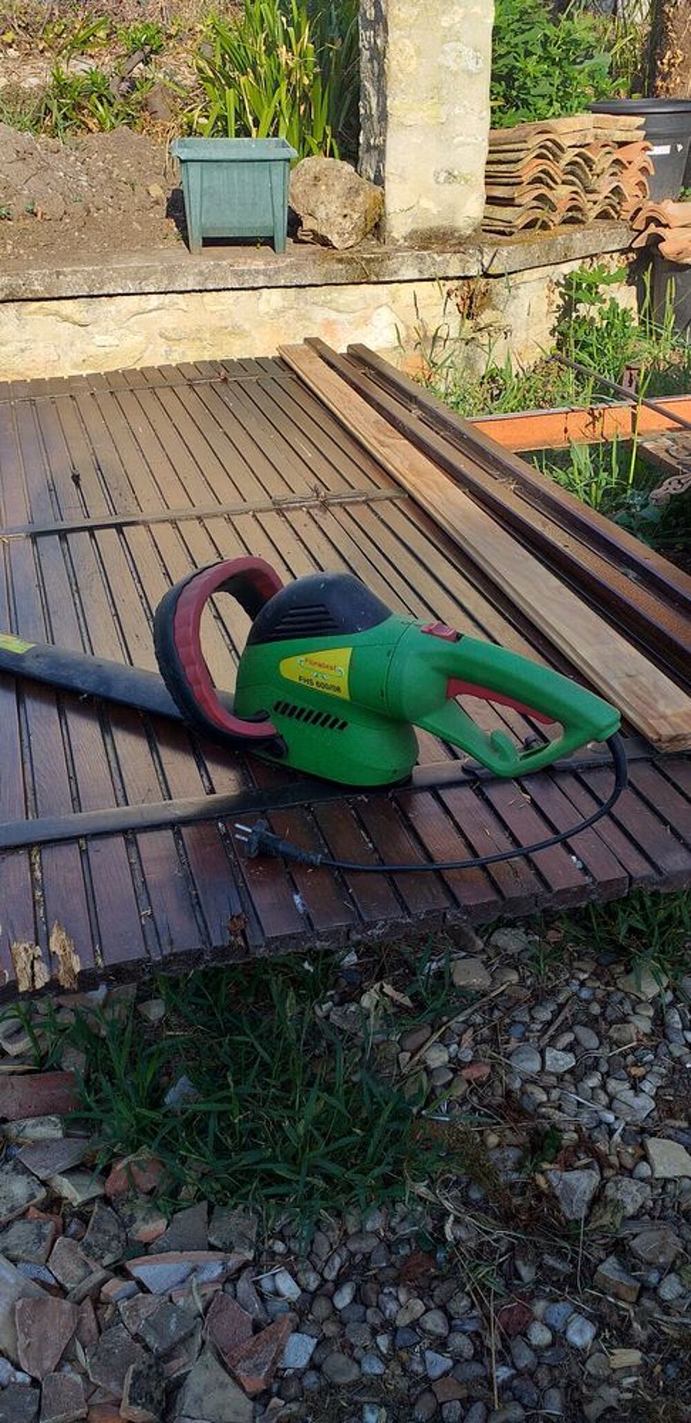 taille ait &eacute;lectrique Jardin