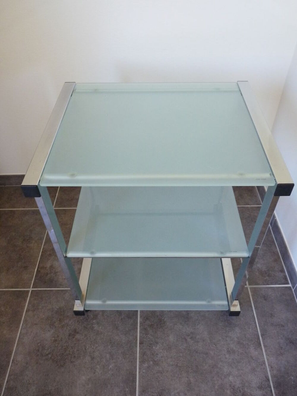 Table verre opaque 3 niveaux et &eacute;tag&egrave;re 5 niveaux Meubles
