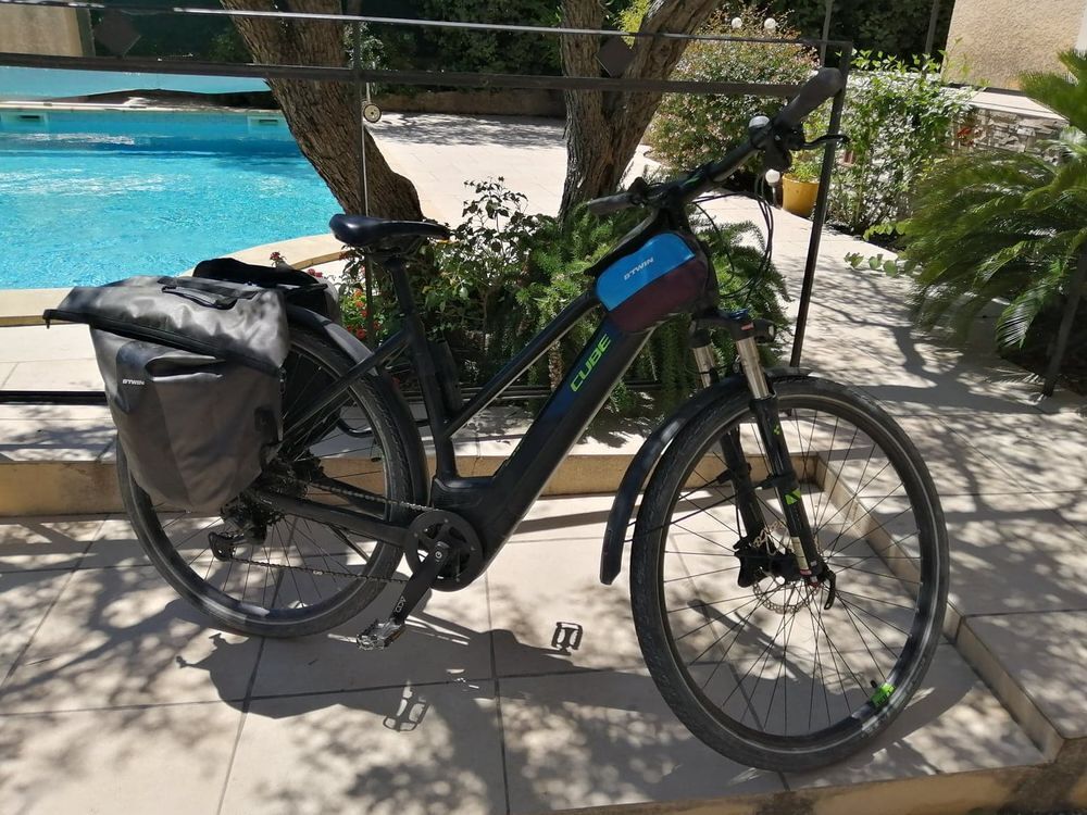 Vtc assistance &eacute;lectrique 2020 batterie 625 chang&eacute;e en mars Vélos