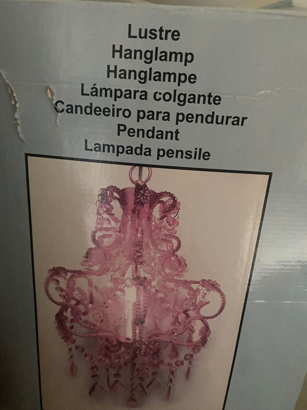 Lustre barrique perles et pampilles &eacute;tc rose 
Neuf emball&eacute; Décoration