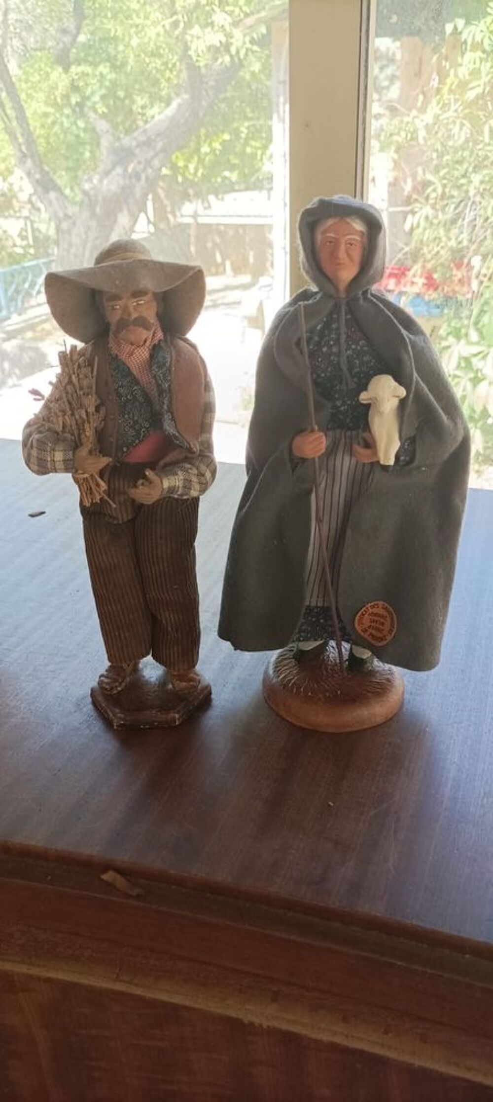 SANTONS DEVOUASSOUS en lot ou &agrave; l'unit&eacute; 
27 et 30 cm 
