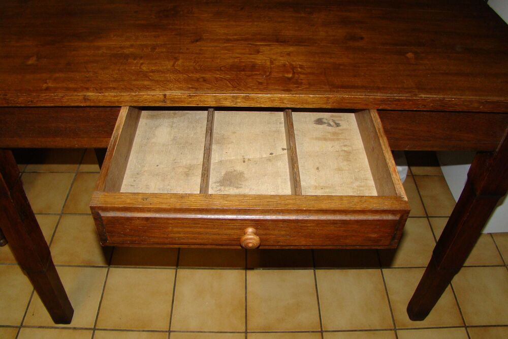 Ancienne table bureau en ch&ecirc;ne massif - ann&eacute;es 1930 / 1940 Meubles