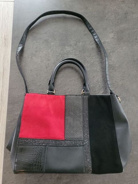 Sac  main 4 Lagnieu (01)
