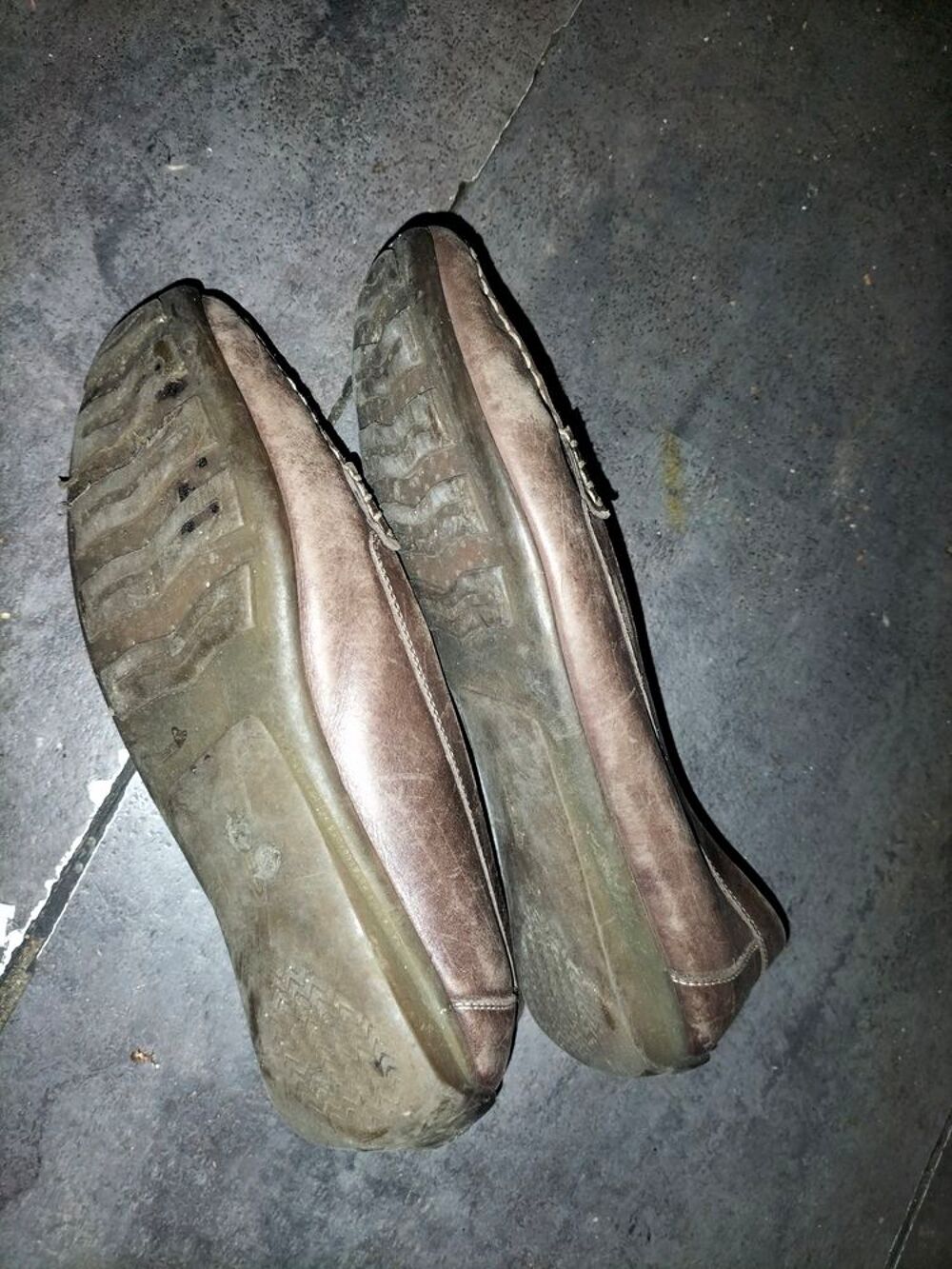 Mocassins cuir Geox pointure 38 tr&egrave;s bon &eacute;tat Chaussures