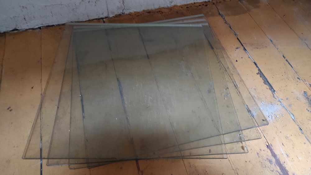 Vitre en verre &eacute;paisseur 5 mm pour vos bricolages ou vos mini serres par exemple Bricolage