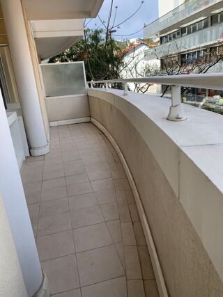  Appartement à louer 2 pièces 47 m²