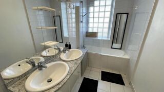 Appartement à louer 2 pièces 42 m² Paris