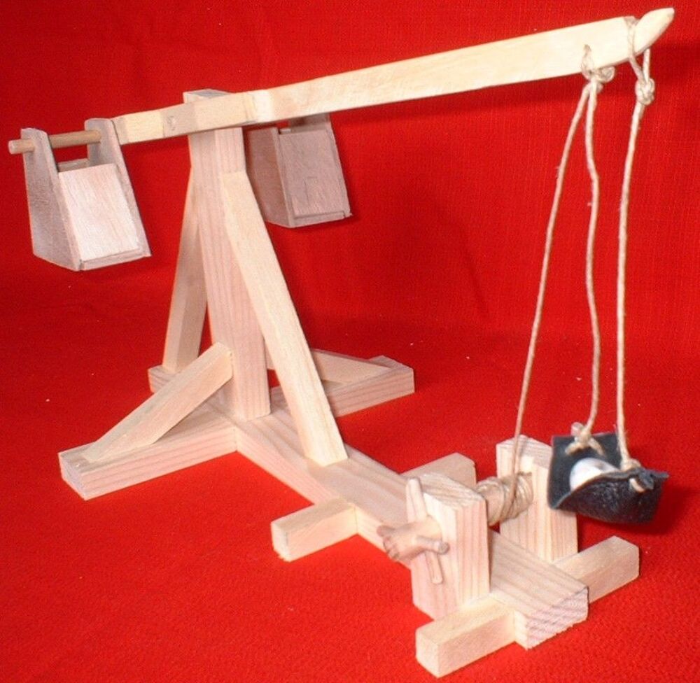 Maquettes fonctionnelles m&eacute;di&eacute;vales &agrave; construire
Bricolage