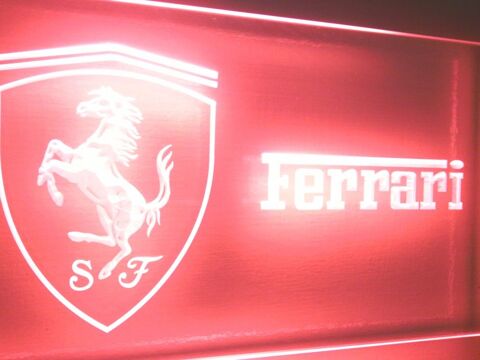 Enseigne lumineuse Ferrari 40 Nancy (54)