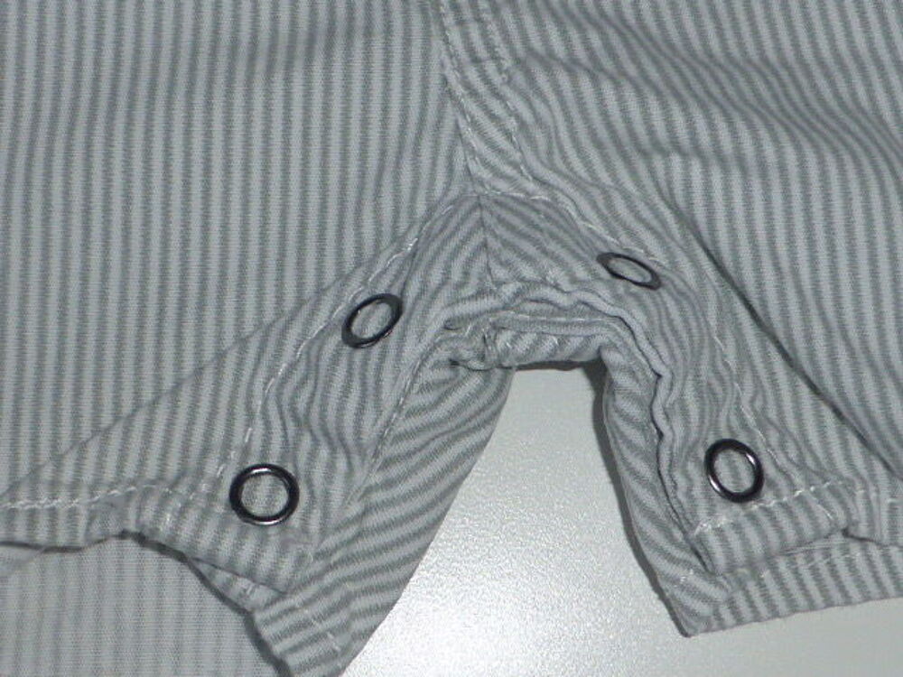 SUCRE D'ORGE salopette short ray&eacute;e gris et blanc 3 mois Vêtements enfants