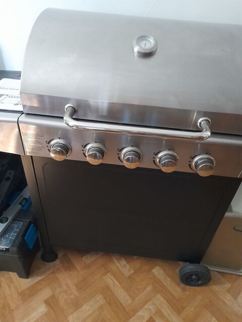 Barbecue neuf au gaz 170 Lézignan-Corbières (11)