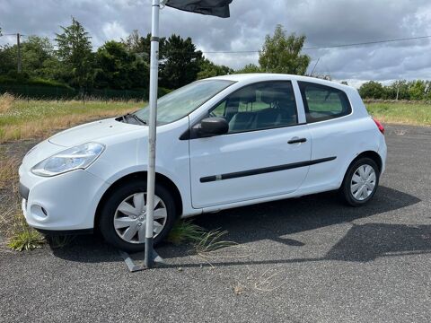 Renault Clio III dCi 75 eco2 Expression Clim Euro 5 2011 occasion Beaucouzé 49070