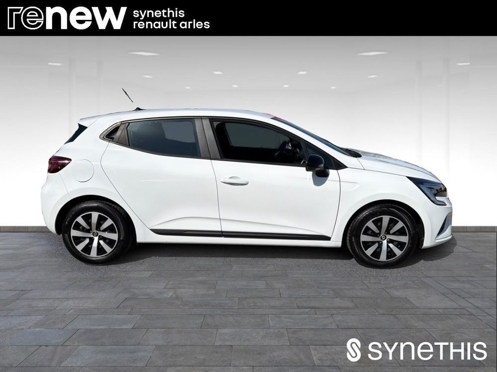 Clio V Clio E-Tech full hybrid 145 Equilibre 2023 occasion 13200 Arles