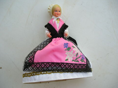 Poup�e de d�coration
15 Sept�mes-les-Vallons (13)