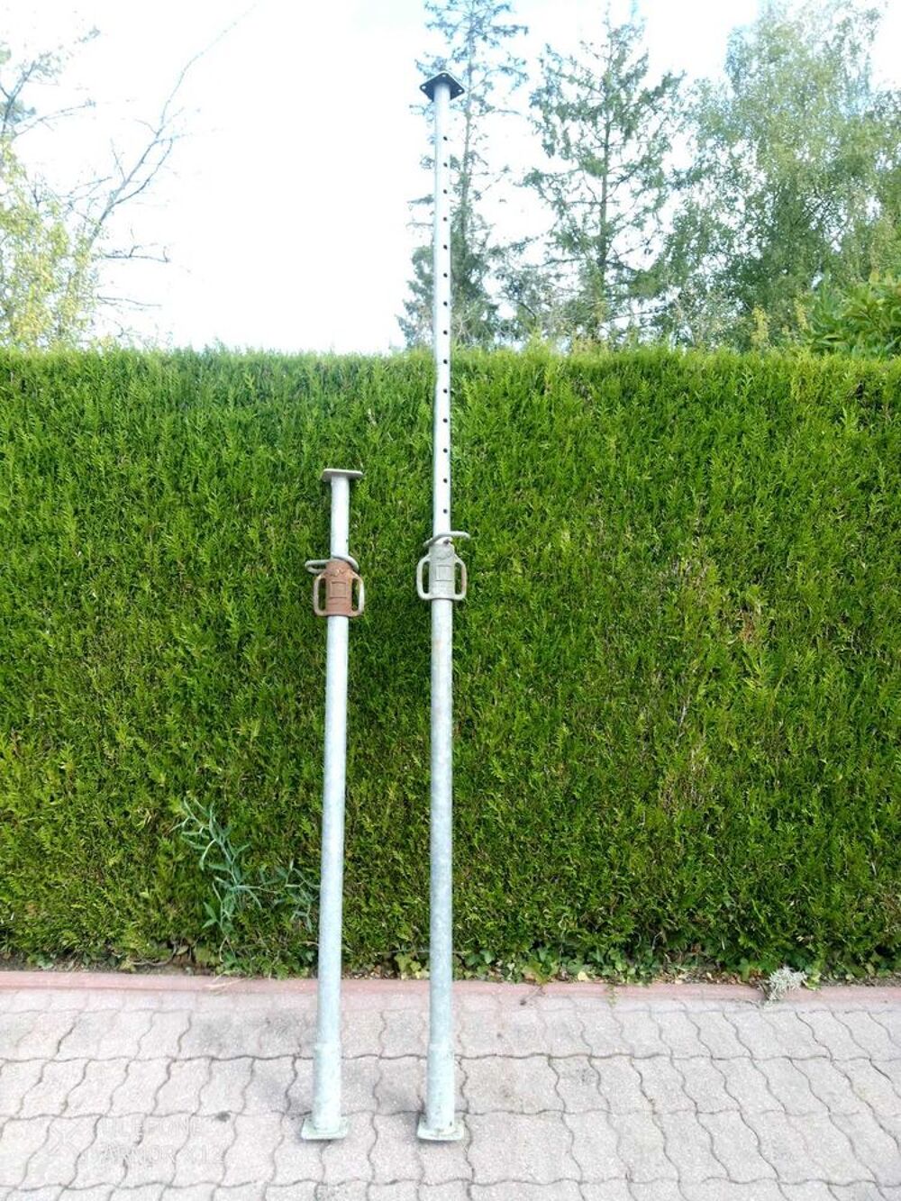 2 Etais de ma&ccedil;ons Bricolage