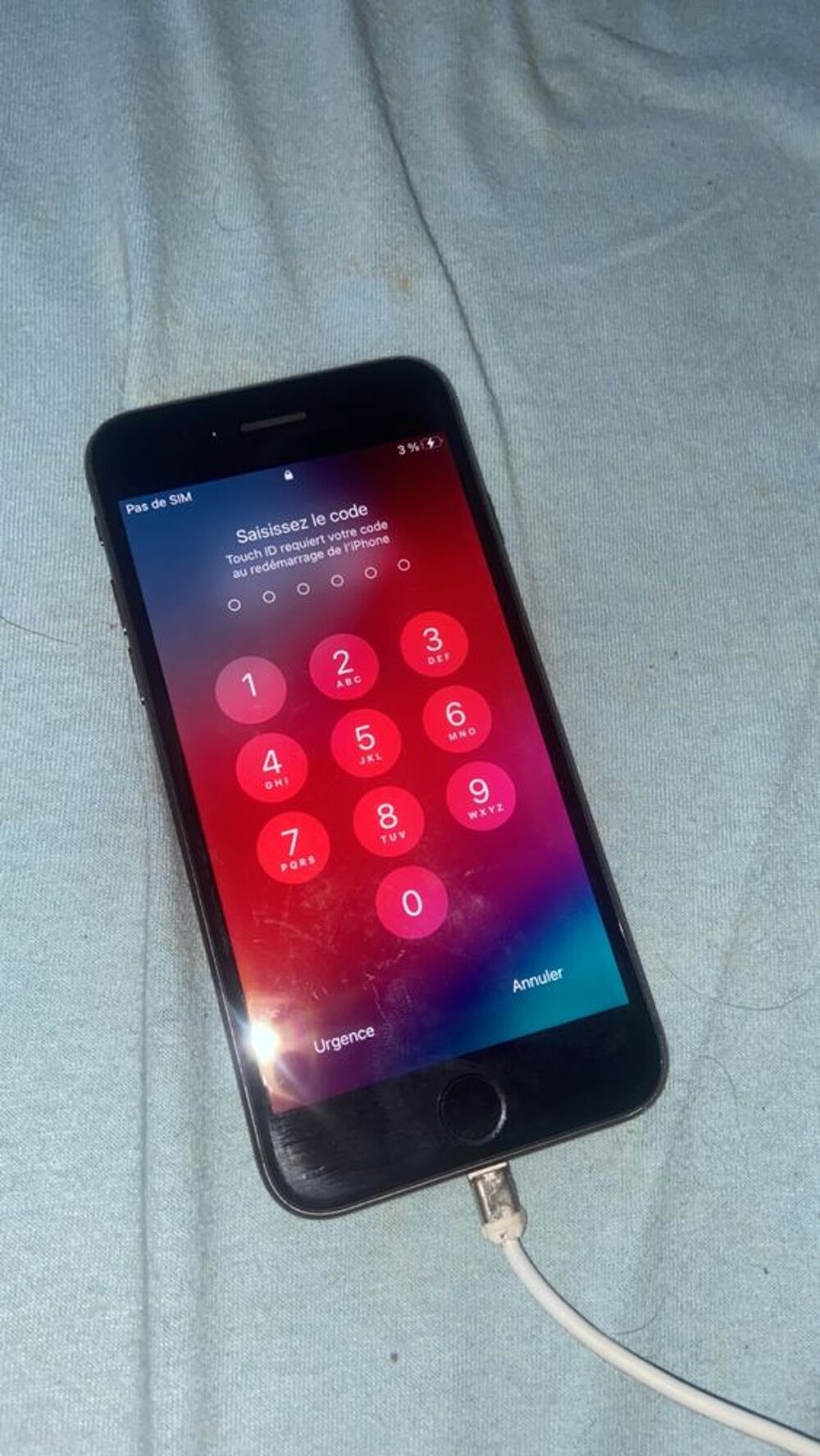 iPhone 8 256go noir Téléphones et tablettes