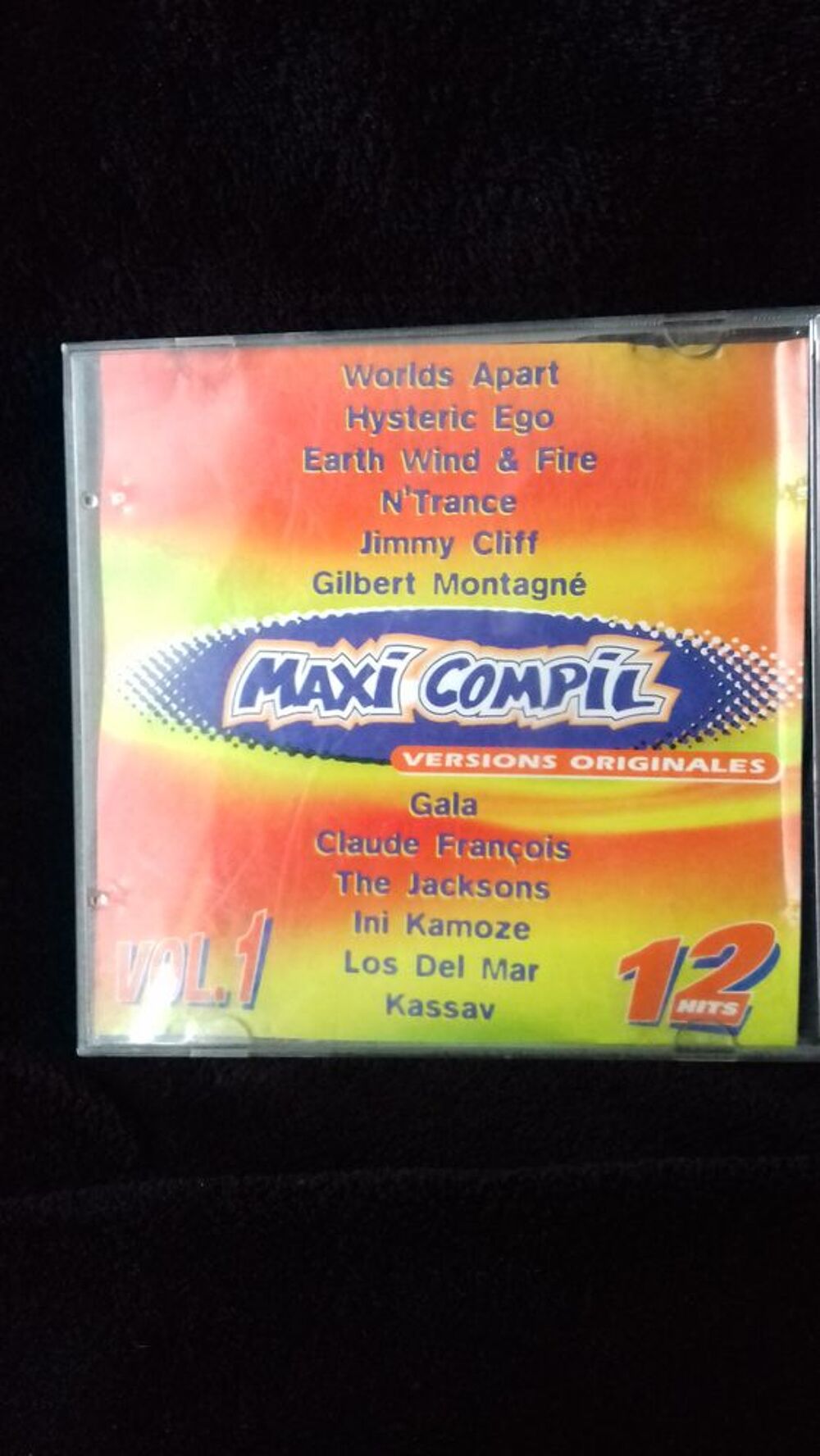 UN CD DE MUSIQUE D AMBIANCE CD et vinyles
