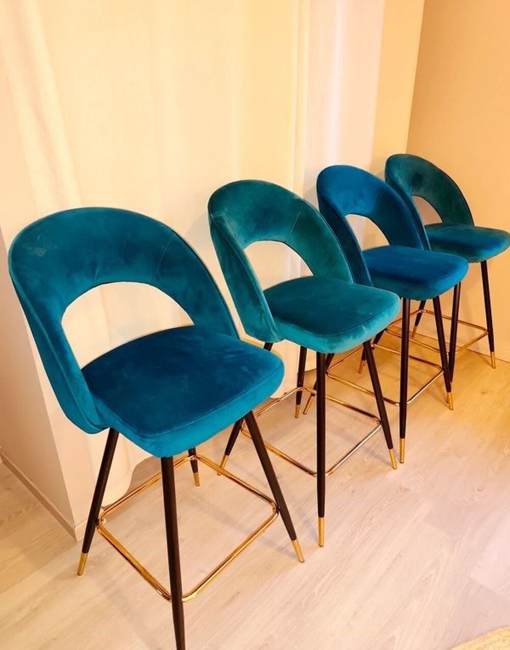Chaise , tabouret de bar Meubles