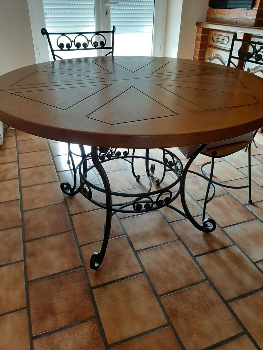 table +chaises Meubles