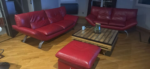 Ensemble canap�s et pouf cuir 300 Vaujours (93)