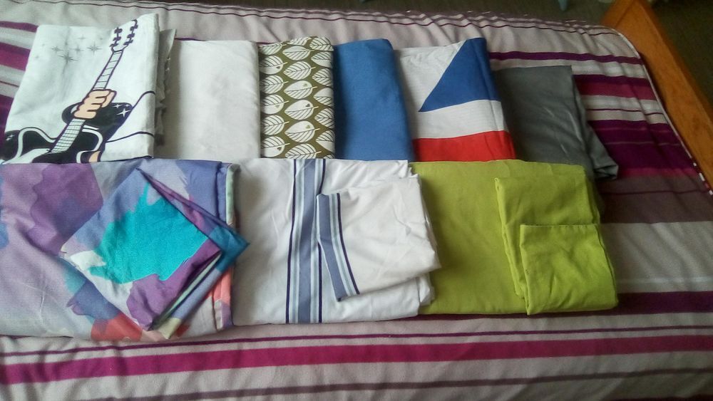 lit 1 personne +sommier + matelas +autres Mobilier enfants